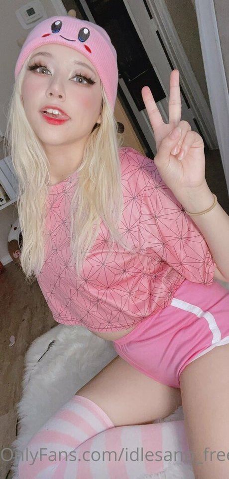 mirror selfie onlyfans sexy naked photo