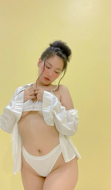 Moji3693 pornstar pretty photos