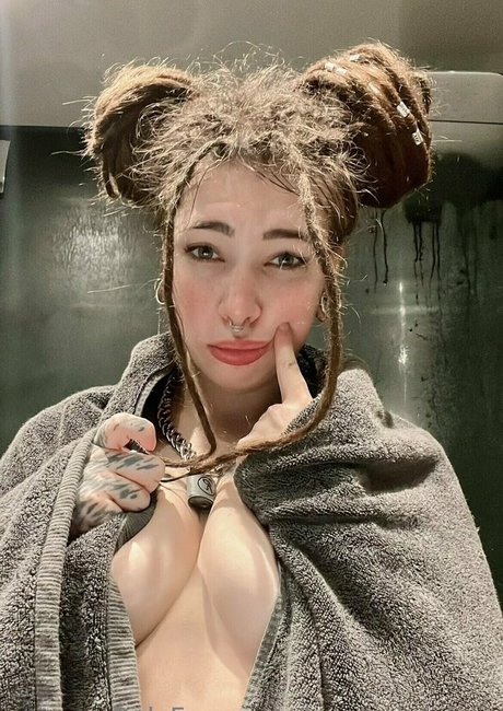 lovelychrisfree high quality actress photos