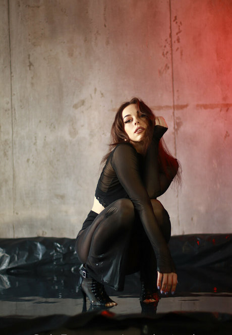 urr private dance model best pic