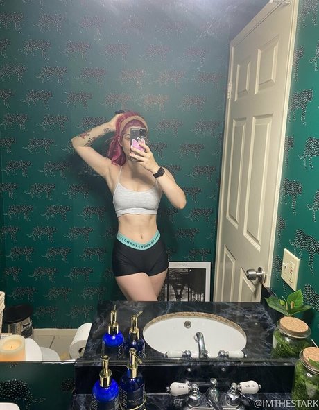 imthestarkfree model nice photo