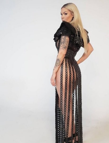 dinahnah erotic star picture