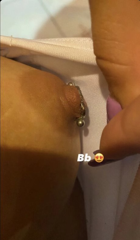 MC Thammy xxx star pictures