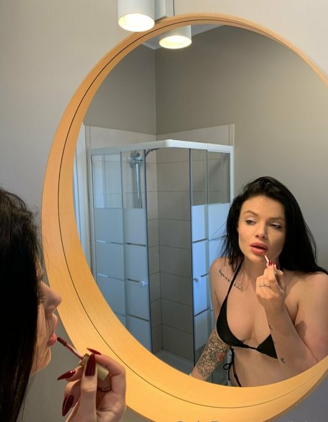 julox nudes star galleries