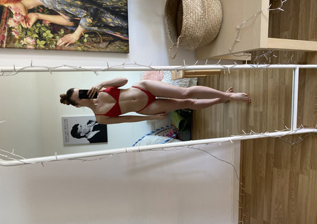 small onlyfans sexy img