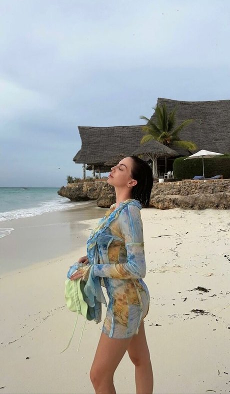 female popular onlyfans naked archive