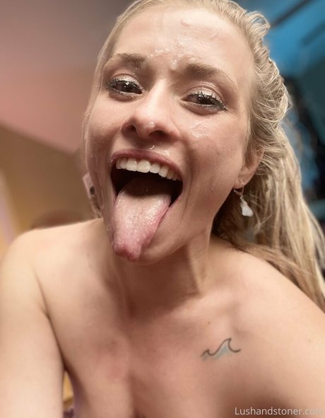 saraloverays porn model picture