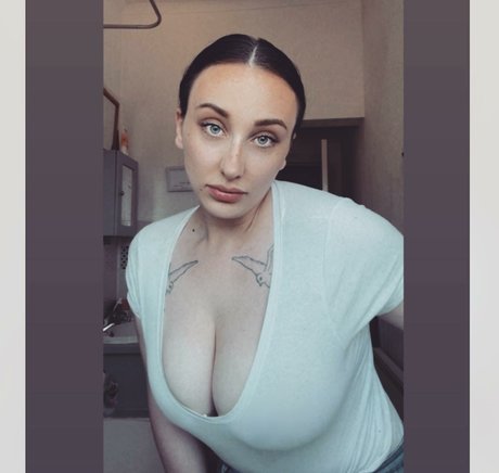 Aimes rm pornstar erotic pic