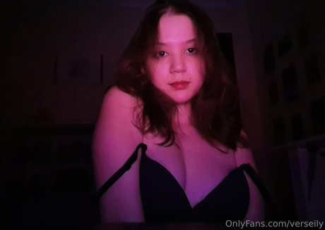 famous onlyfans erotic galleries