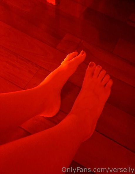 verseily nude actress photo