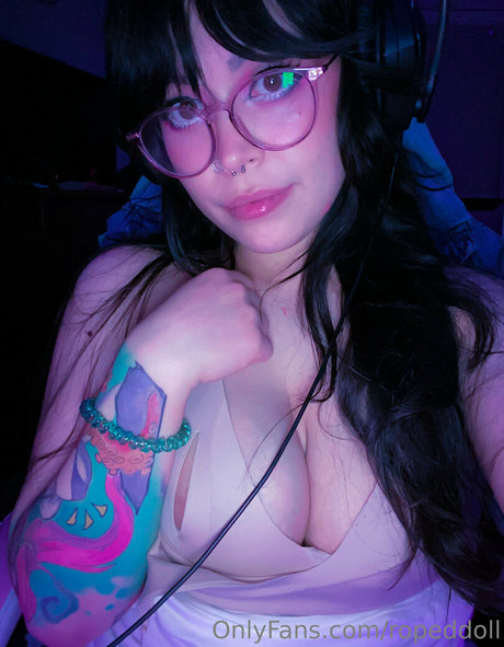 ropeddoll exclusive model photos