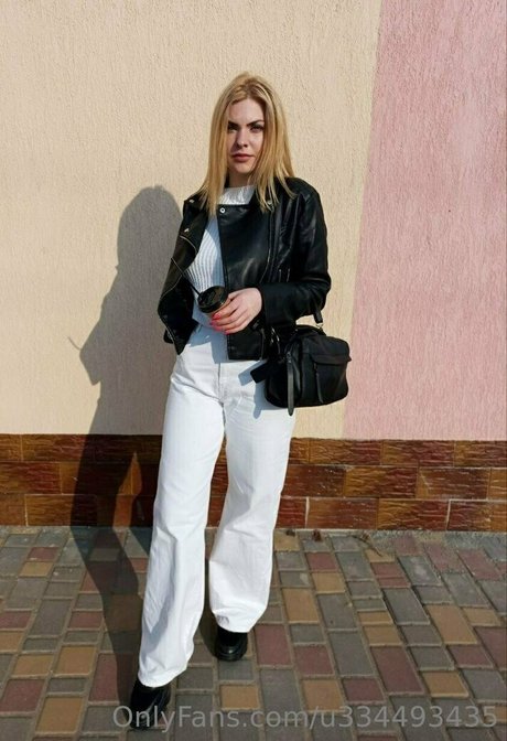 dragonb0rn nude pornstar gallery