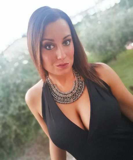 public onlyfans beautiful xxx image