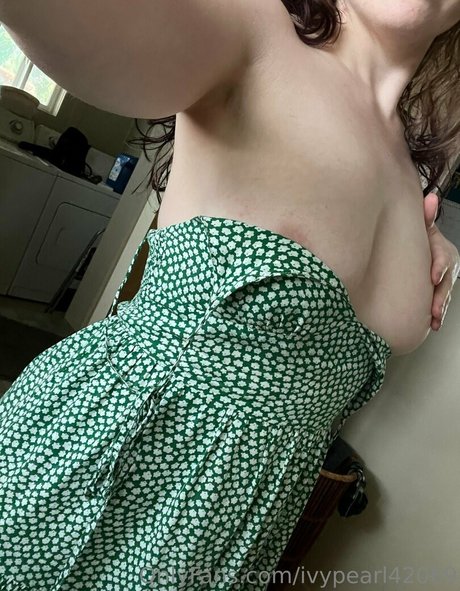 ivypearl42069 sexy star pic