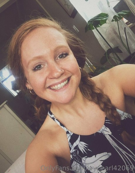 ivypearl42069 model erotic picture