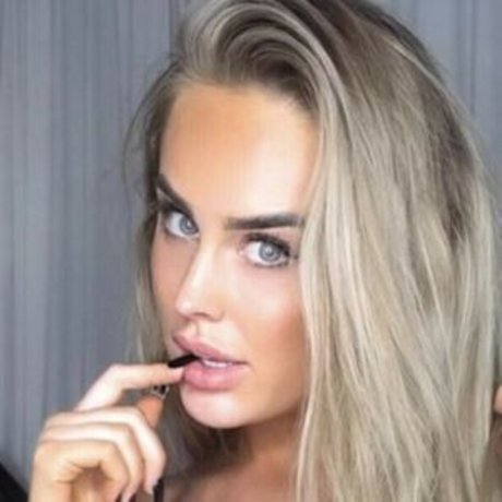 Julia Akkerman pornstar nudes pictures