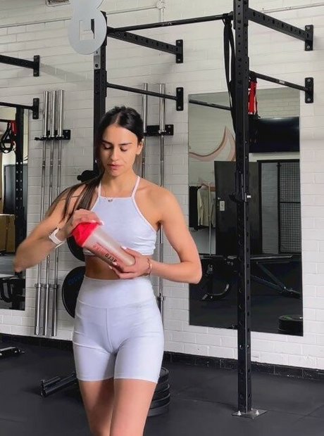 Imogen Russell sex star pics