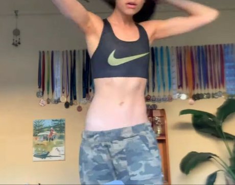 Imogen Russell Profile Photo