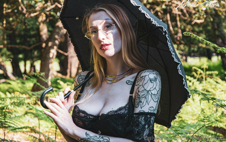 hairy bbw onlyfans exclusive image