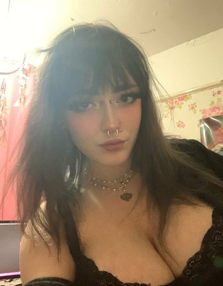 deathgripsbukakke hd actress image