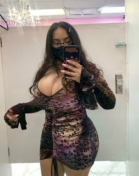 Jaki Senpai model erotic archive