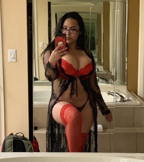 Jaki Senpai hot star gallery