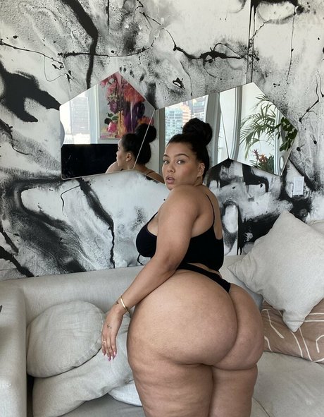 pawg thick onlyfans art naked photo