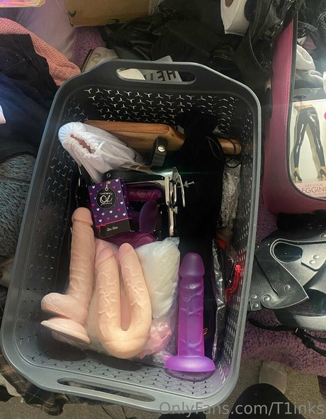 tinks 25 free erotic pornstar photos