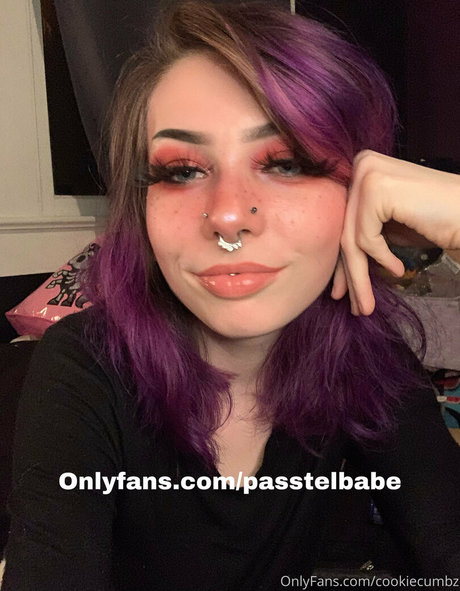 cookiecumbz erotic pornstar gallery