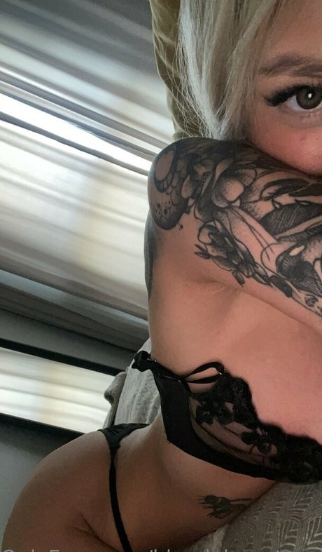 blondebeautyyulia nude pornstar photos