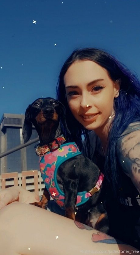 jadestoner free art model photos