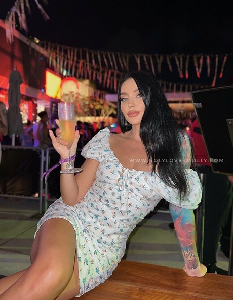 holylovesmolly high quality pornstar photos