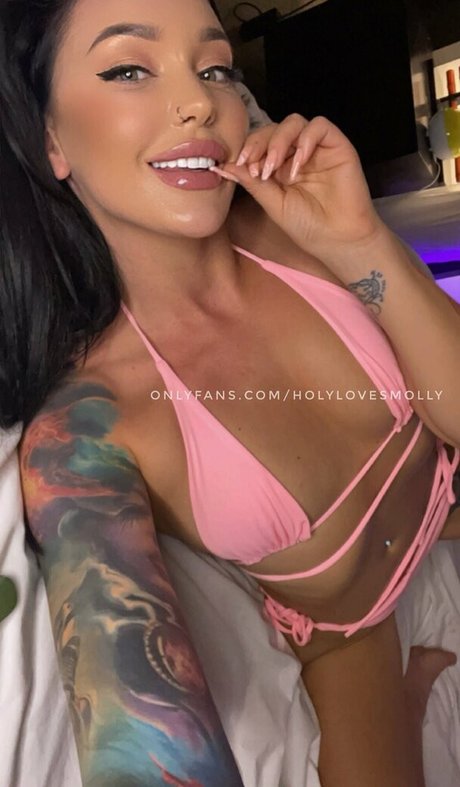 holylovesmolly nudes pornstar image