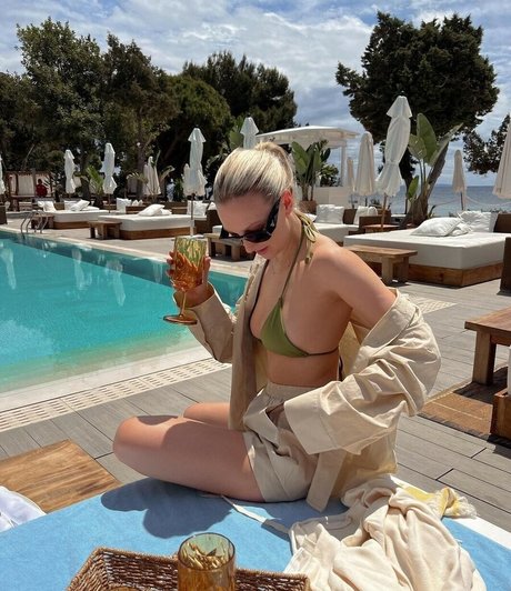 Georgia Hirst sex star pictures