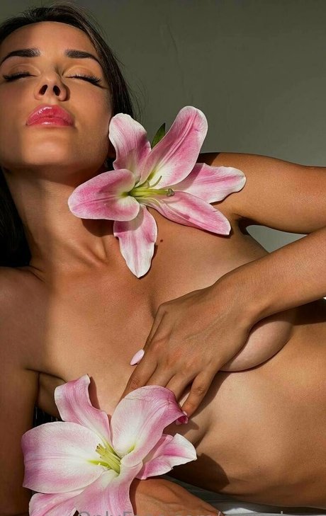 midget girls onlyfans art naked images