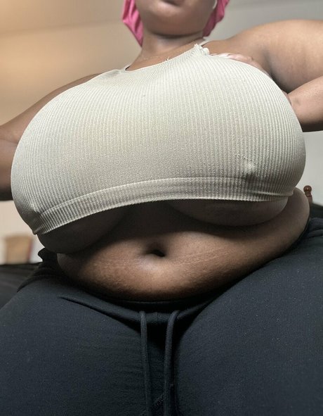 juicyynae22 pornstar nudes img