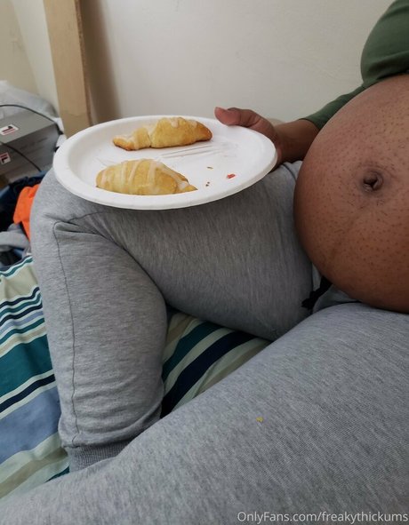 freakythickums star nice photos