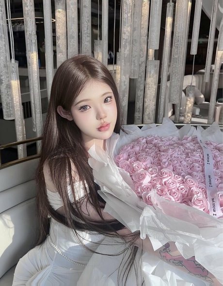 Yuzichucunqi top actress galleries