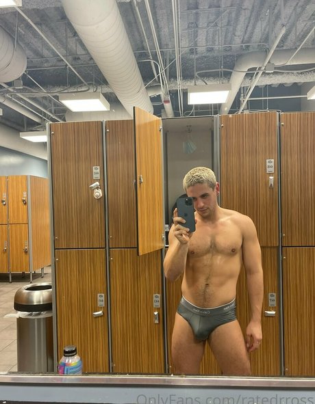 ratedrross erotic star pictures