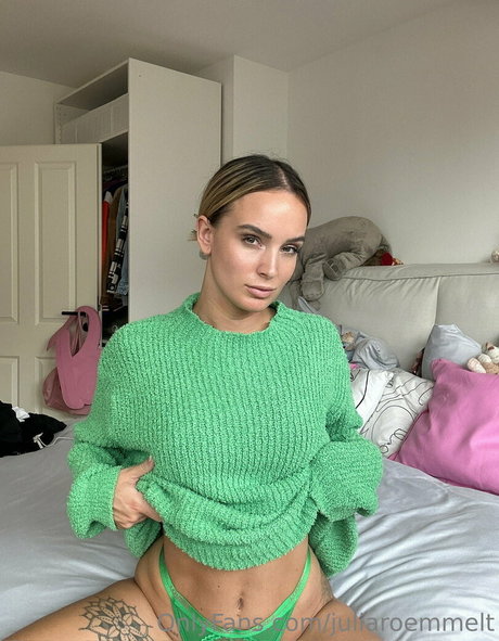 mature wife onlyfans nude photo