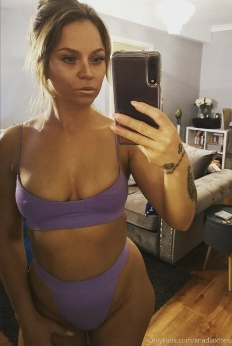 bigbootybritish star nice gallery