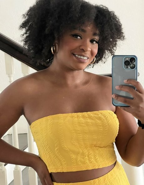 DefinedByKy pornstar perfect img