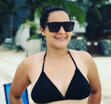 familiasemdestinooficial model best picture