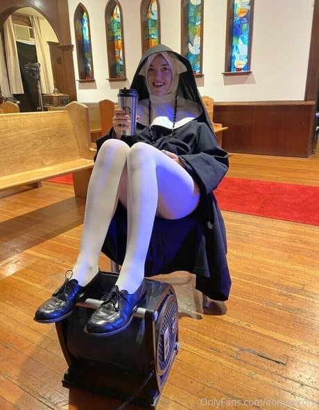 amateur mom onlyfans beautiful naked archive