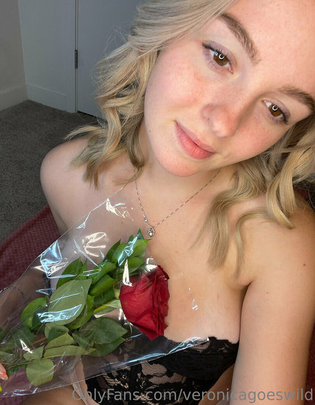 veronicagoeswild model hot archive
