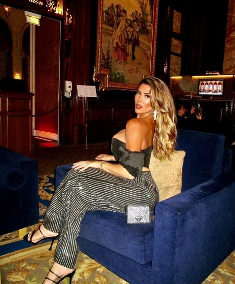 Abroadwithmila xxx star image