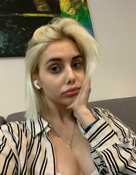 saylorsweet model nudes gallery