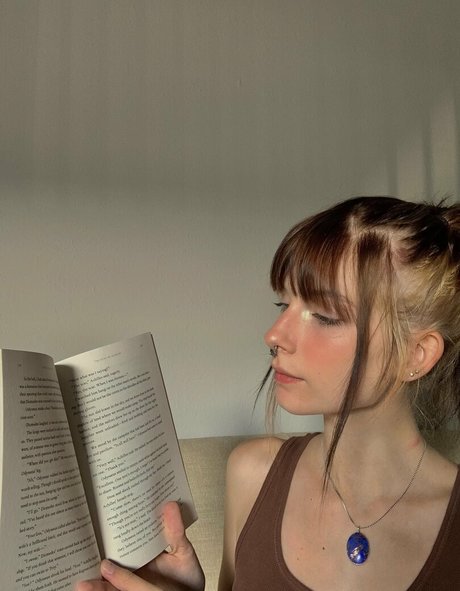 selflovesage model free pic