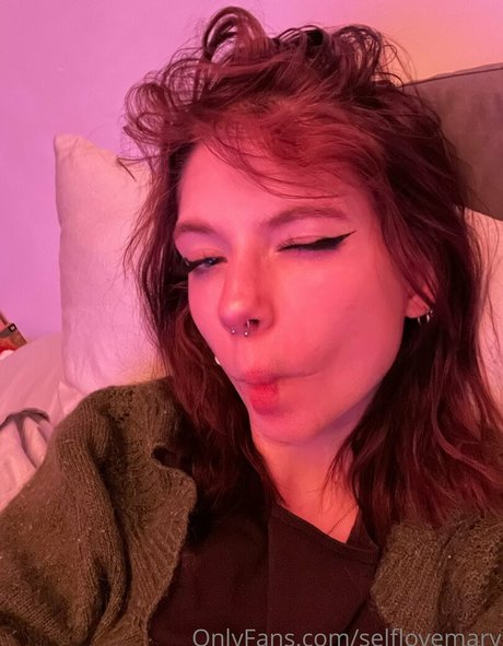 selflovesage hot model images