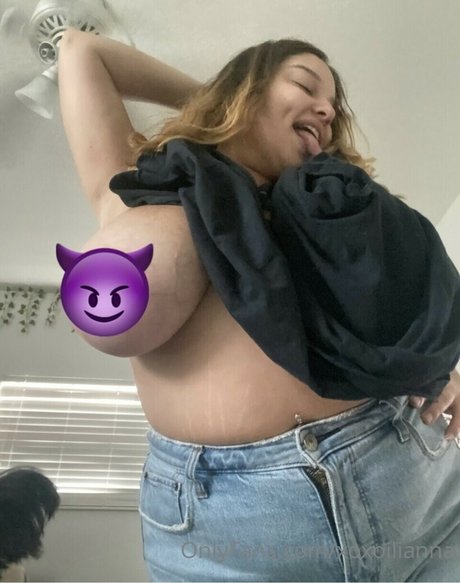 Xoxoiliana model sex pics